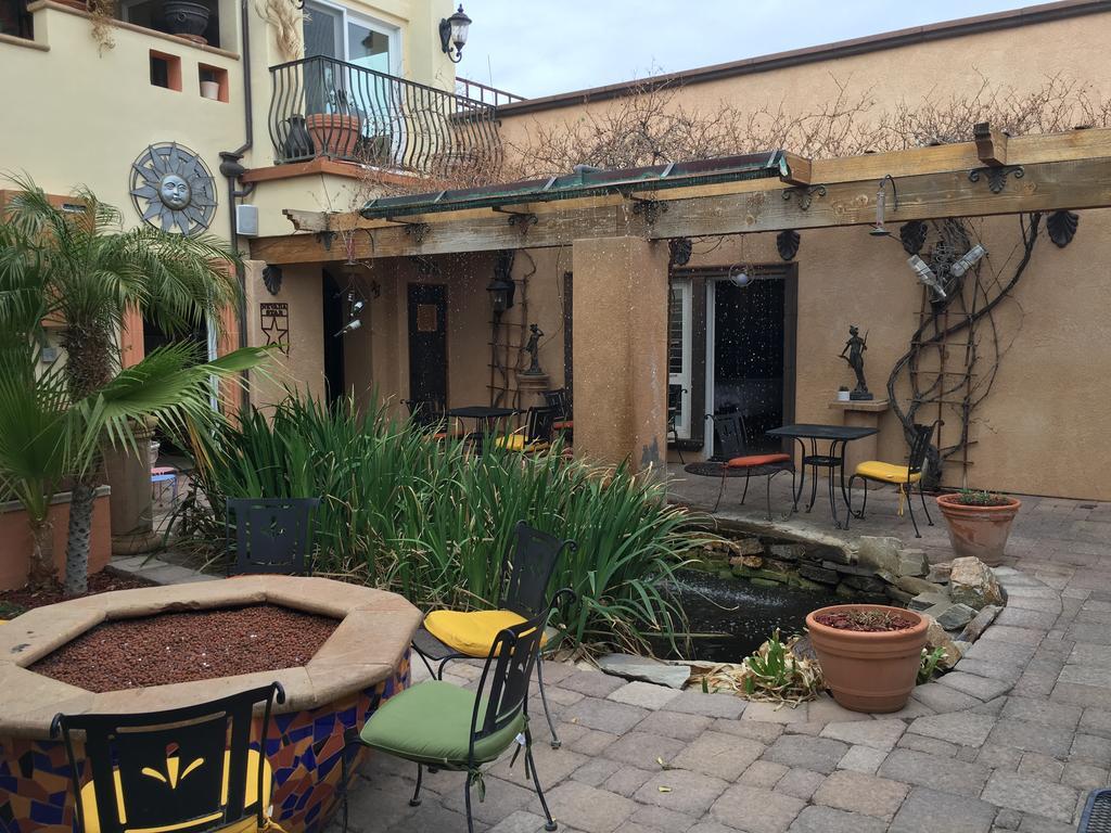 Milo'S Inn At Boulder Boulder City Exteriör bild